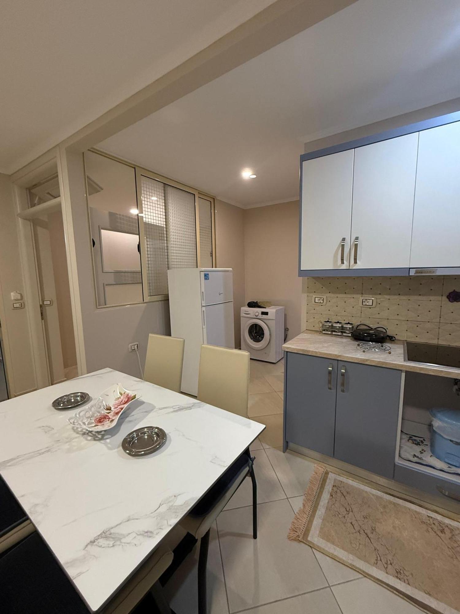 Eleana'S Apartament Sarande Exterior photo